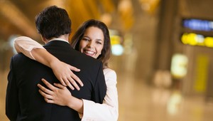 Dnes je Deň objatia: Potrebujete ho ako soľ!