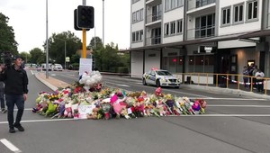 Deň po tragickom útoku. Obyvatelia stále nemôžu uveriť tomu, čo sa stalo