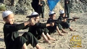 Al-Káida sa vyhráža! Nech Amerika vykrváca ekonomicky