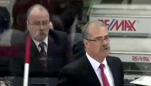 Hráči sa zľakli, že vidia dvojmo. Jeden tréner bol na lavičke, rovnaký za ňou