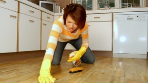 Pri upratovaní zabúdame na ovládače, vypínače...