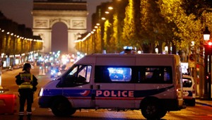 Druhý podozrivý z útoku v Paríži sa prihlásil na polícii