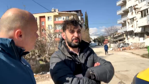 TV JOJ v Turecku: Mŕtvi ležia pred zničenými domami, Hatay sa mení na mesto duchov