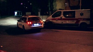 Telá matky a syna našli bez známok života. V byte mohli ležať niekoľko dní