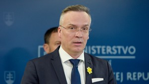 Politici reagovali na horší rating: Zlé politiky novej vlády prinášajú zlé výsledky, tvrdí Klimek