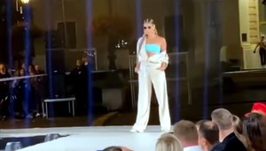 Jasmina ohúrila na vlastnej módnej prehliadke! Fakt tam spravil Rytmus pred všetkými TOTO?!