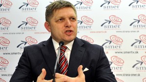 Opozícia podporí proti mne aj diabla, sťažuje sa Fico