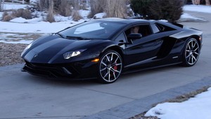 Najkrajší vianočný príbeh: Lamborghini premenilo sen otca a syna na skutočnosť