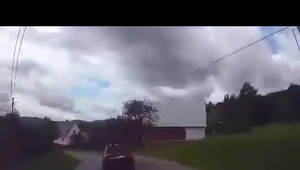 VIDEO: Akčný film v priamom prenose. Polícia naháňala vodičku so zákazom šoférovania