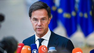 Šéf NATO diskutoval s Trumpom o otázkach globálnej bezpečnosti