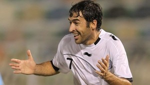 Raúl (35) dostal za priamy kop ťavu v hodnote pol milióna eur