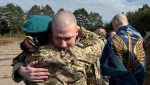 934. deň na Ukrajine: Ruské sily údajne dobyli ďalšiu dedinu na východe Ukrajiny