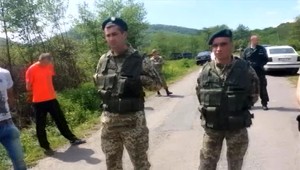 Ukrajinci zastavili slovenského policajta, po anexii Krymu sa mužov v uniformách boja