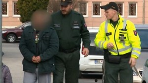 Otec dvoch malých detí z Handlovej predával drogy, hrozí mu 15 rokov