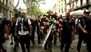 Z Barcelony reportér Rasťo Striško: Obetiam útoku prišlo vzdať hold 27 motorkárskych gangov