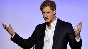 Princ Harry oslavuje 30, toto je jeho životný príbeh