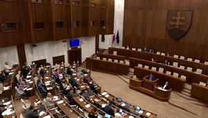 Poslanca z OĽaNO chceli odvolať vlastní kolegovia. Dôvodom bol návrh o sprísnení zákona o interrupciách