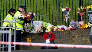 Vražda pred očami ľudí. Ako by ste sa správali vy?