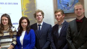 Obohacujú svet ešte počas vysokej. Toto sú najlepší študenti roka