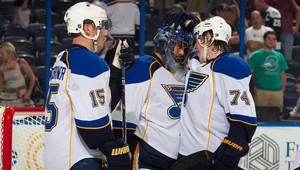 Halák (27) žiaril pri návrate po zranení, v derby hetrik Voráčka Vokounovi