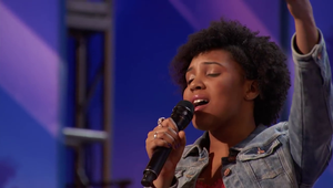 Z hitu na leto v podaní tohto dievčaťa vám naskočia zimomriavky aj v horúčave!