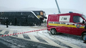 Na Spiši havaroval autobus, hlásia mŕtvych a zranených