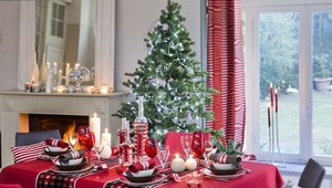 Nepríjemnosti Vianoc: Ľudí potrápil žalúdok, úrazy aj rybie kosti