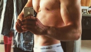 Člen britskej kráľovskej rodiny IBA v boxerkách!