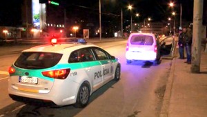 Opitý vodič jazdil bez pneumatiky, nafúkal tri promile