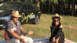 Lucie Bílá je žena do voza aj do koča: Zaspievajte si s ňou pri západe slnka