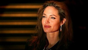Angelina Jolie režisérkou?! Vytvorí majstrovské dielo!
