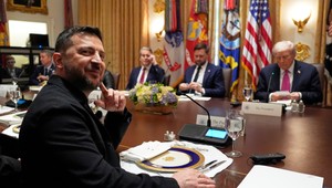 Donald Trump sa v Bielom dome stretol s ukrajinským prezidentom Zelenským