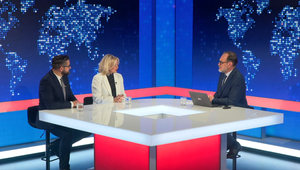 Politický súhrn 24: Ráž chce riadiť Bratislavu a rôzne pravdy o štátnej kase