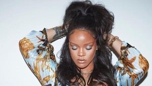 Hotový za pár minút a uberie vám roky: TOTO je najtrendy účes práve teraz