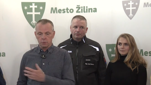 Tlačová beseda krízového štábu o úniku organickej látky v Žiline