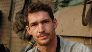 Mínometný granát zabil Oscarového reportéra