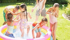 Geniálny trik matky s detským bazénom sa stal hitom: Vyskúšajte ho tiež