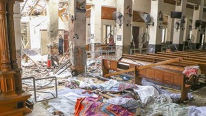 ONLINE: Útoky na hotely a kostoly si vyžiadali 290 obetí. Polícia zatkla 24 podozrivých