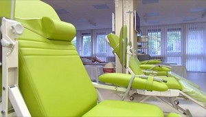 Napätie v Národnom onkologickom ústave. Personálu ubúda a pacientov pribúda