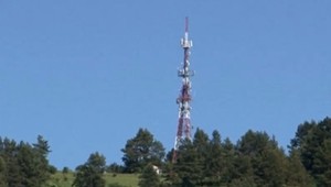 Chcel sa obesiť. Keď mu začala byť zima, rozmyslel si to