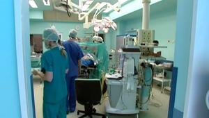 Lekár v UNB mal vykonávať zákrok pod vplyvom drog