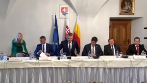 Vláda rokovala v kaštieli. Ministri prejednávali príspevok vo výške milióna eur