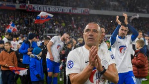 Calzona na dvoch stoličkách? Podpisuje zmluvu v Neapole, slovenský zväz mlčí