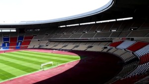 Polčasový koncert a drahšie reklamy? Futbal môže mať dlhšie prestávky