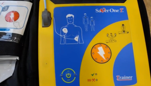 Deti sa učia zachraňovať život: Defibrilátory pribudnú v školách v Považskej Bystrici