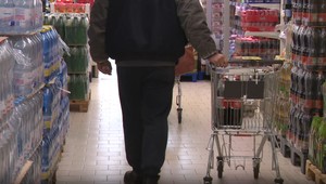 Daň z cukru zmenila návyky Slovákov: Menej sladeného v pohári, viac v peňaženke