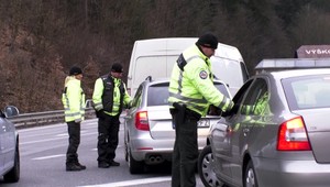 V piatok budú mať policajti raziu. Na koho a kde si posvietia?