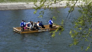 Opitý pltník viezol 12 ľudí. Jozef (49) nafúkal takmer 2 promile
