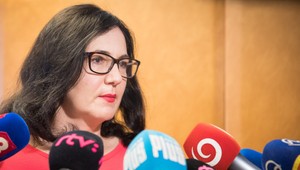 Ministerka Lubyová pre sporné stimuly má čo vysvetľovať. Objavili sa ďalšie chyby