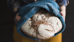 Domácu pekáreň netreba! Upečte si zdravý a chrumkavý chlieb bez miesenia a kysnutia